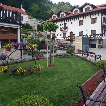 Valja Mare Moma Apartment Golubac Luaran gambar